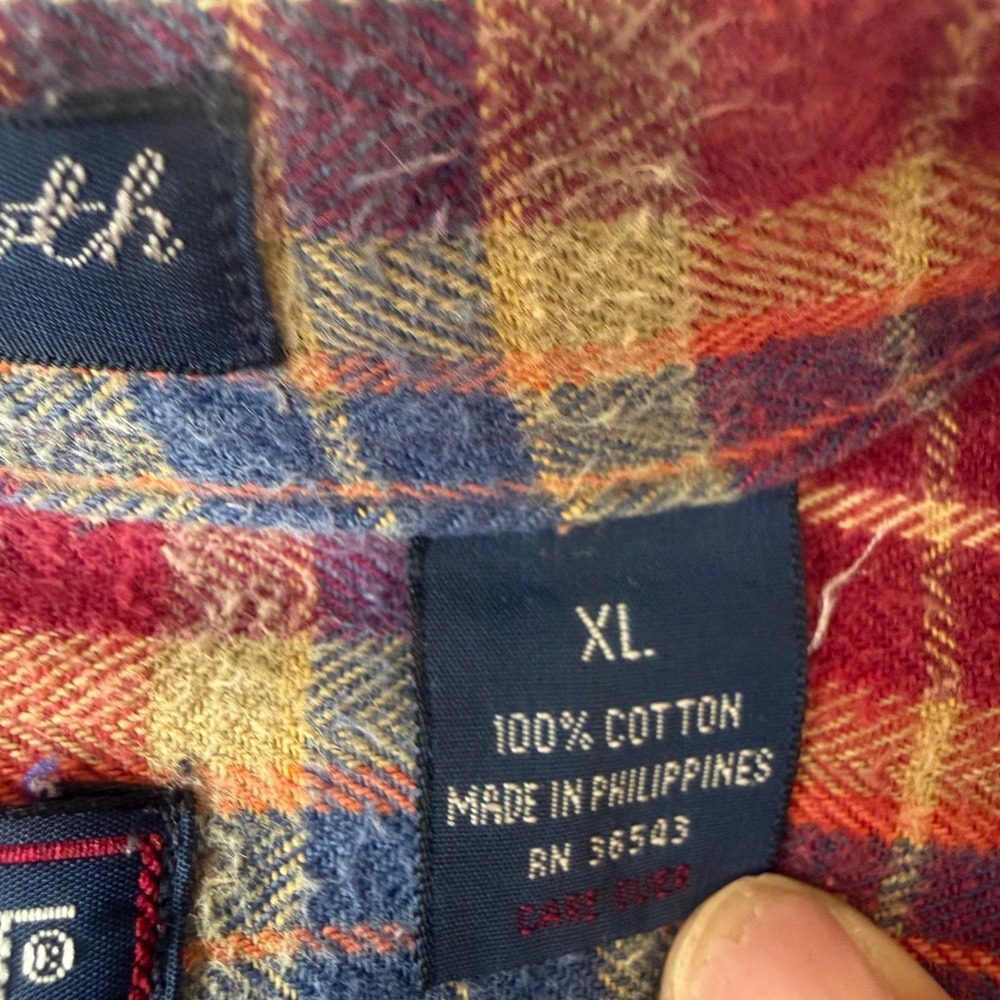 GANT Mens XL Red Plaid Flannel Button Up Shirt Tisberry Cloth 100 Cotton - Picture 4 of 11